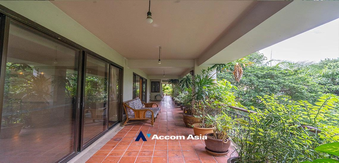 16  3 br Apartment For Rent in Sukhumvit ,Bangkok BTS Asok - MRT Sukhumvit at Ideal for big AA26374