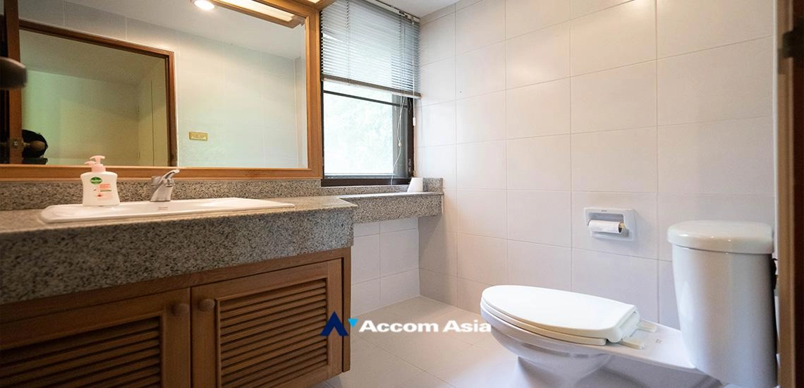 18  3 br Apartment For Rent in Sukhumvit ,Bangkok BTS Asok - MRT Sukhumvit at Ideal for big AA26374