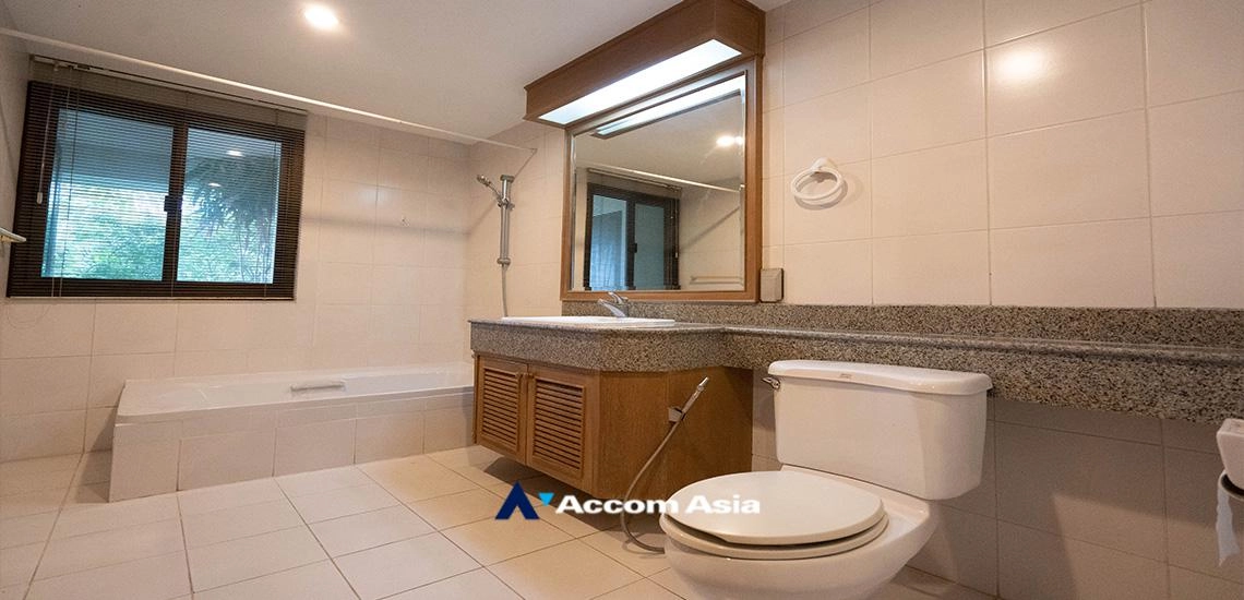 20  3 br Apartment For Rent in Sukhumvit ,Bangkok BTS Asok - MRT Sukhumvit at Ideal for big AA26374