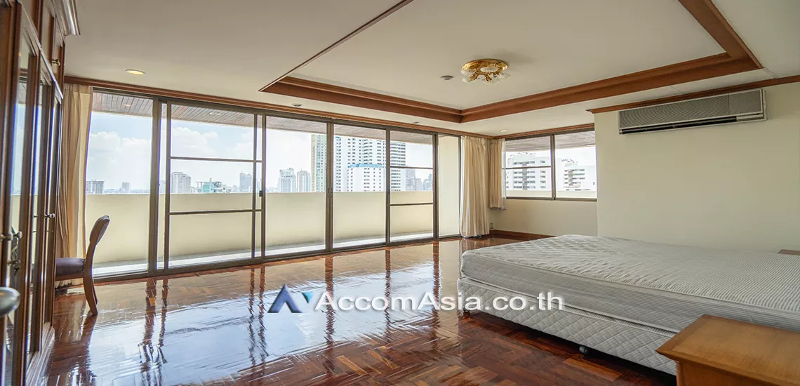 8  4 br Apartment For Rent in Sukhumvit ,Bangkok BTS Asok - MRT Sukhumvit at Suite For Family AA26375
