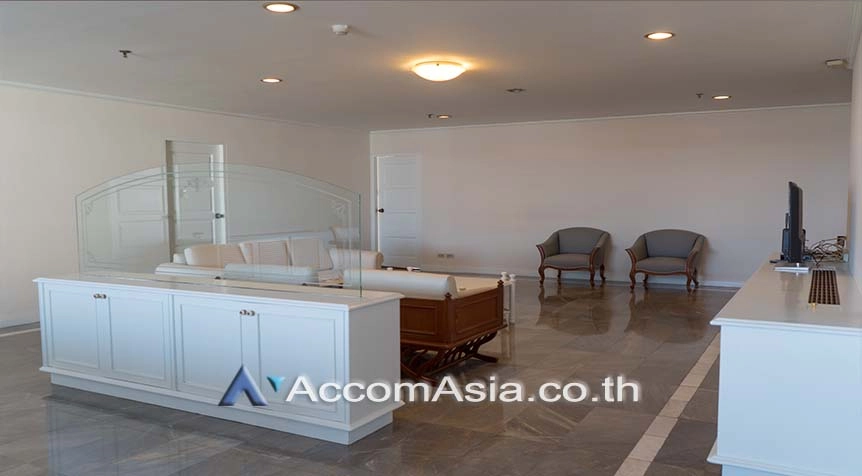  1  3 br Apartment For Rent in Sukhumvit ,Bangkok BTS Thong Lo at Ideal Apartment For Big Family - Unit starts 280 SQ.M. AA26378