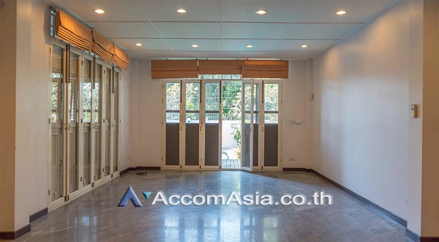 19  4 br House For Rent in Sukhumvit ,Bangkok BTS Phra khanong 10002201