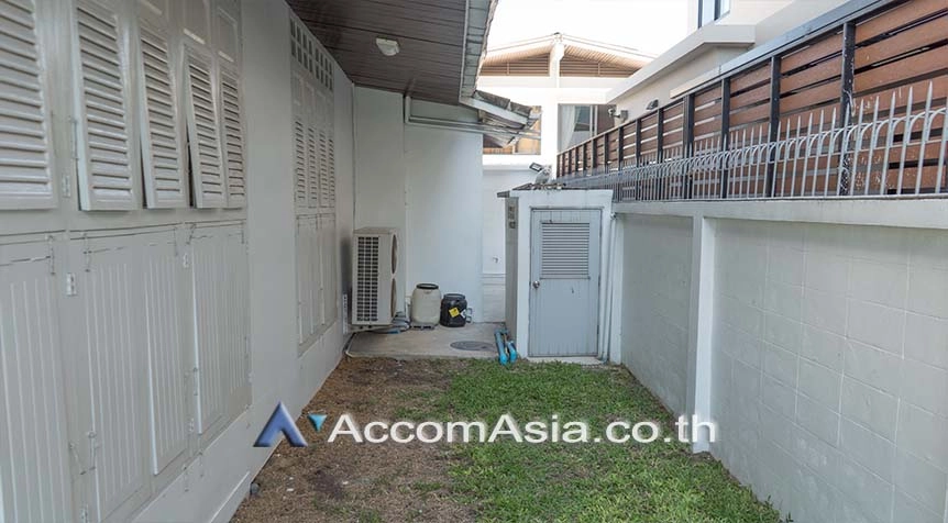 21  4 br House For Rent in Sukhumvit ,Bangkok BTS Phra khanong 10002201