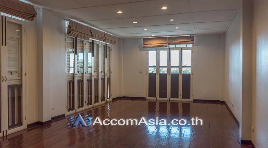 5  4 br House For Rent in Sukhumvit ,Bangkok BTS Phra khanong 10002201