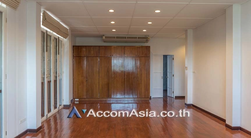 8  4 br House For Rent in Sukhumvit ,Bangkok BTS Phra khanong 10002201