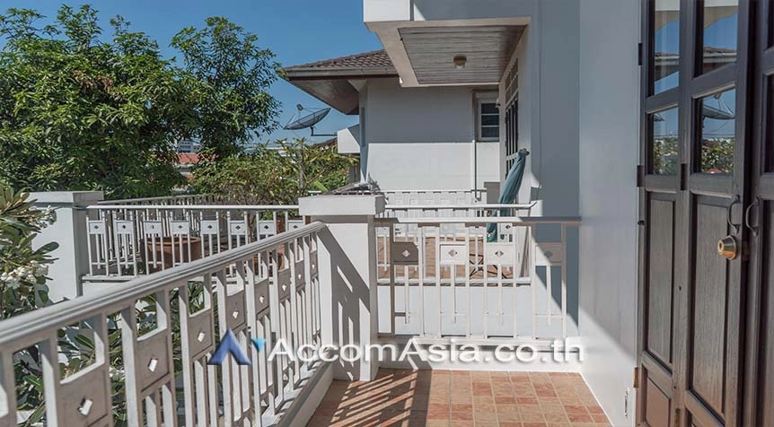 10  4 br House For Rent in Sukhumvit ,Bangkok BTS Phra khanong 10002201