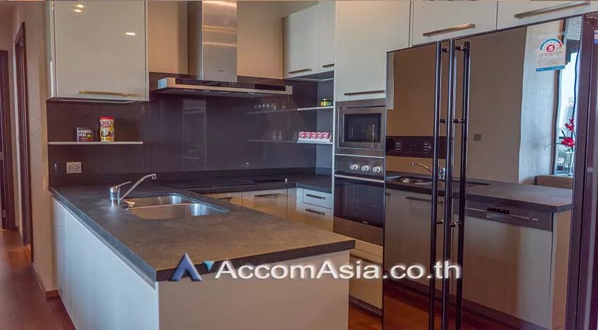 unit 2 Bedrooms  Condominium For Rent in Sukhumvit, Bangkok  near BTS Thong Lo (AA26395)