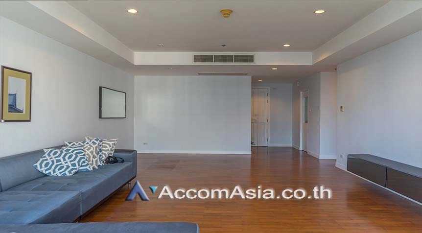 unit 3 Bedrooms  Condominium For Rent in Sukhumvit, Bangkok  near BTS Phrom Phong (AA26413)