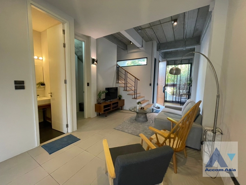 unitHome Office, Pet friendly |  2 Bedrooms  Townhouse For Rent in New Phetchaburi, Bangkok  near MRT Phetchaburi (AA26415)