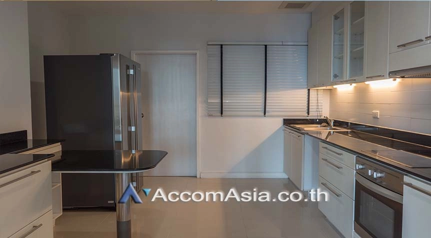 5  3 br Apartment For Rent in Sukhumvit ,Bangkok BTS Phrom Phong at High-Rise Residence Unit Size from 197 Sqm, Ideal for Families AA26429