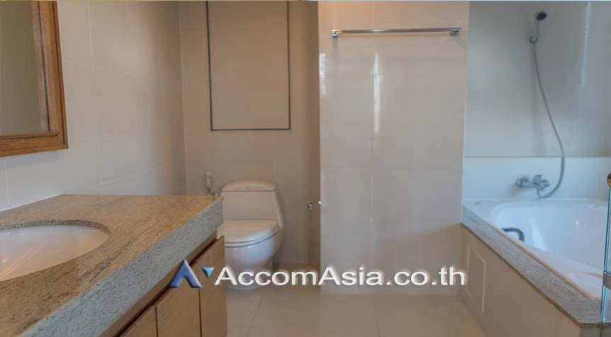 8  3 br Apartment For Rent in Sukhumvit ,Bangkok BTS Phrom Phong at High-Rise Residence Unit Size from 197 Sqm, Ideal for Families AA26429