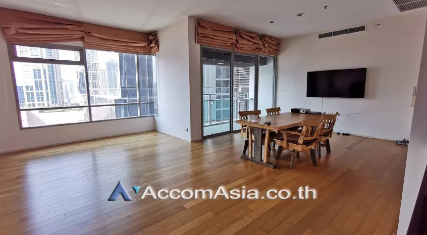 unit 2 Bedrooms  Condominium For Rent in Sukhumvit, Bangkok  near BTS Phrom Phong (AA26433)