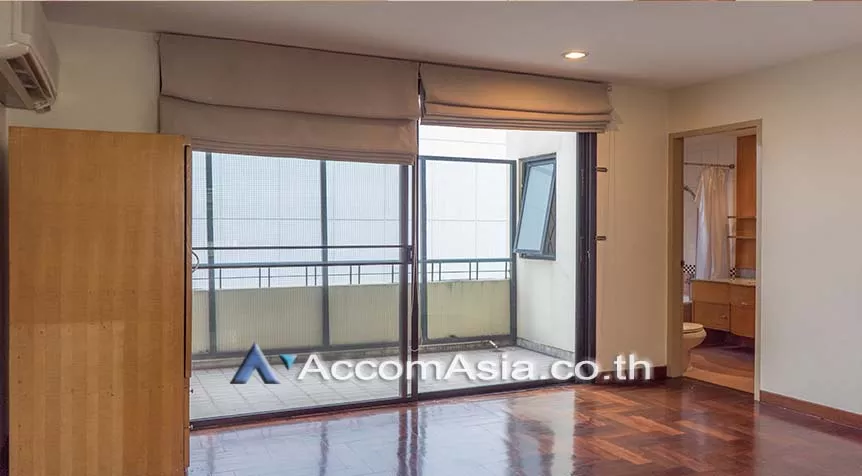 10  4 br Townhouse For Rent in Sukhumvit ,Bangkok BTS Phrom Phong at Townhouse in compound AA26434