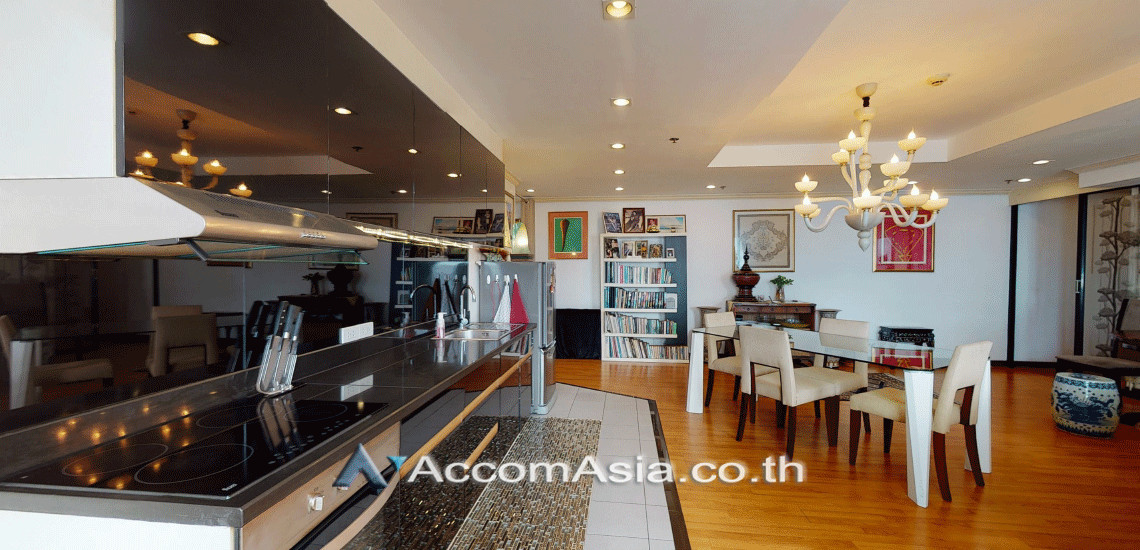  2 Bedrooms  Condominium For Sale in Sukhumvit, Bangkok  near BTS Thong Lo (AA26443)