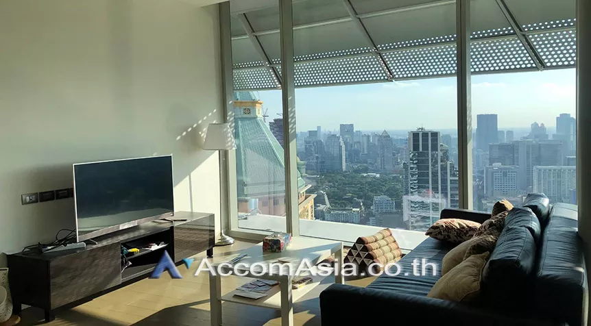 unit 2 Bedrooms  Condominium For Rent in Ploenchit, Bangkok  near BTS Ratchadamri (AA26444)