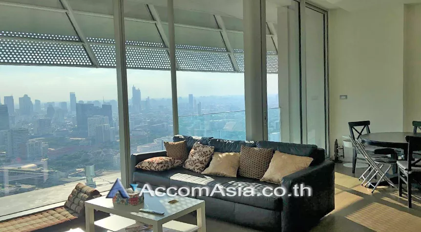 2 Bedrooms  Condominium For Rent in Ploenchit, Bangkok  near BTS Ratchadamri (AA26444)