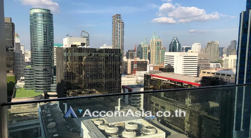 unit 1 Bedroom  Condominium For Rent in Ploenchit, Bangkok  near BTS Ratchadamri (AA26445)