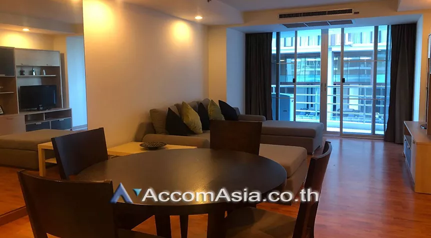  1 Bedroom  Condominium For Rent in Ploenchit, Bangkok  near BTS Ratchadamri (AA26446)