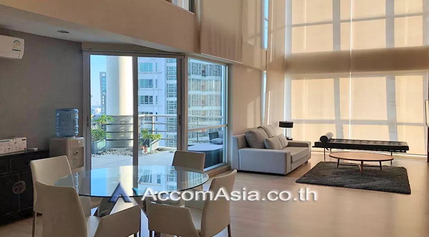  The Rajdamri Condominium  2 Bedroom for Rent BTS Ratchadamri in Ploenchit Bangkok