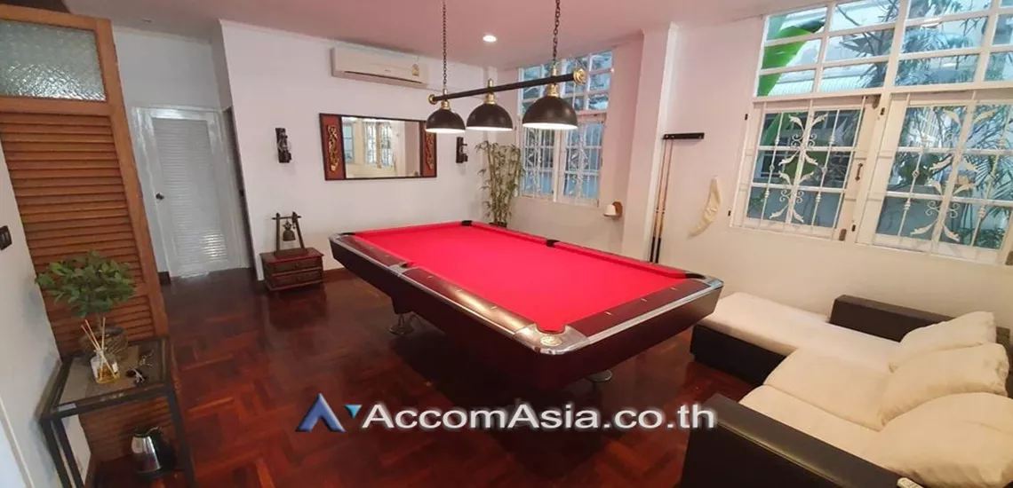 9  4 br House For Rent in sukhumvit ,Bangkok BTS Phra khanong AA26467