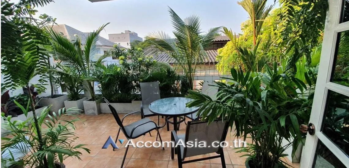 11  4 br House For Rent in sukhumvit ,Bangkok BTS Phra khanong AA26467