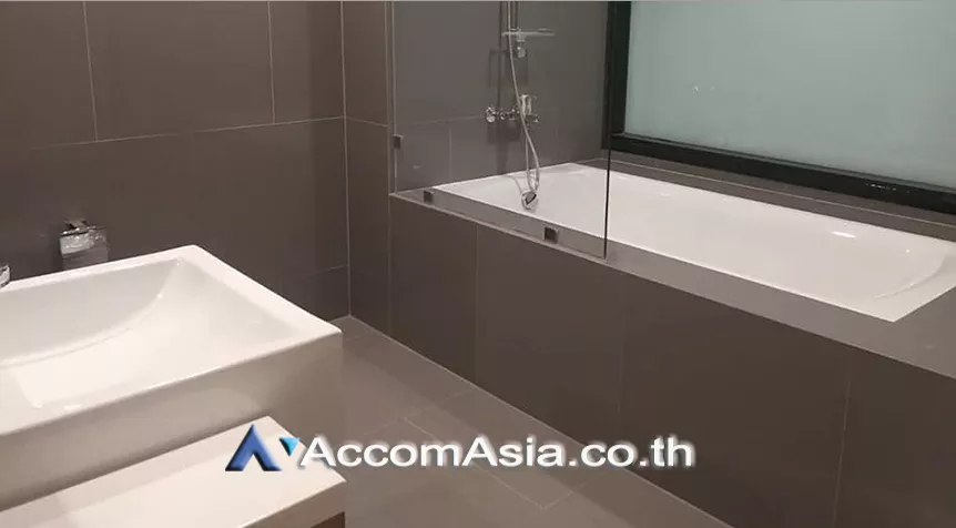 6  2 br Condominium for rent and sale in Silom ,Bangkok BTS Surasak at Noble Revo Silom AA26469