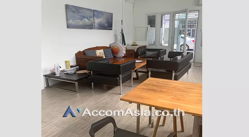  1  3 br Townhouse For Sale in Sathorn ,Bangkok  AA26482