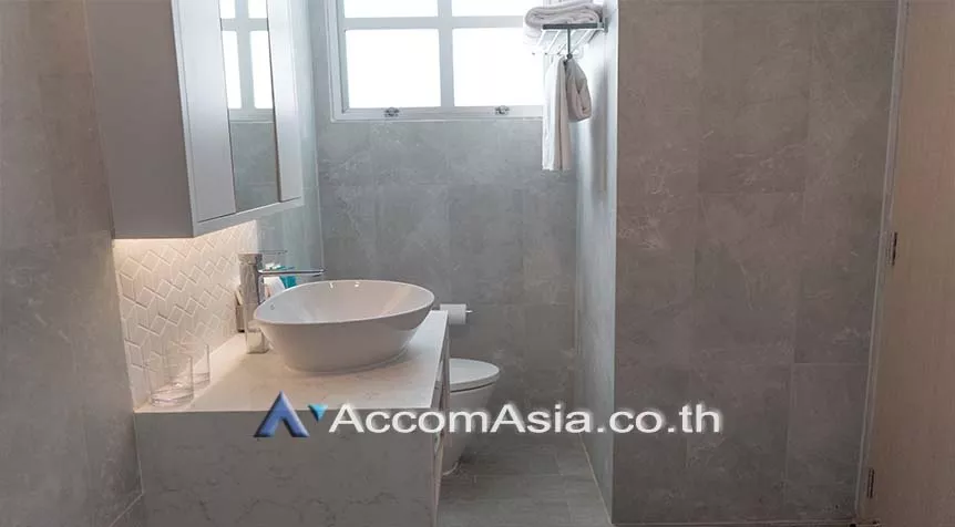 7  2 br Apartment For Rent in Sukhumvit ,Bangkok BTS Asok - MRT Sukhumvit at Perfect for living of family AA26488