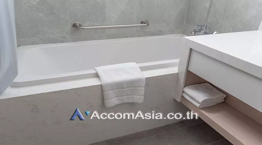 9  2 br Apartment For Rent in Sukhumvit ,Bangkok BTS Asok - MRT Sukhumvit at Perfect for living of family AA26488