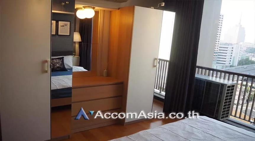 7  1 br Condominium For Sale in Silom ,Bangkok BTS Surasak at Noble Revo Silom AA26491