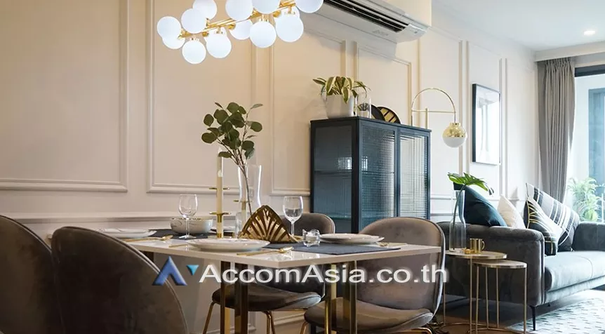  2 Bedrooms  Condominium For Rent in Phaholyothin, Bangkok  near BTS Chitlom (AA26494)