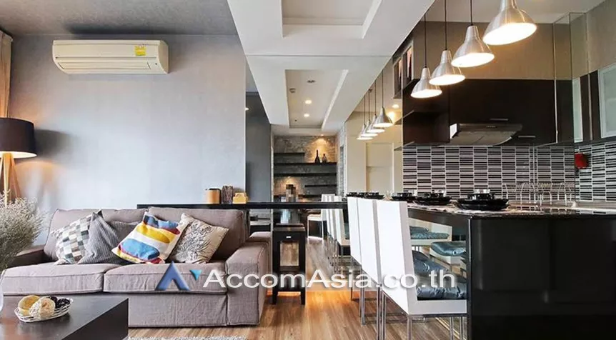 1 Bedroom  Condominium For Rent & Sale in Phaholyothin, Bangkok  near BTS Victory Monument (AA26500)