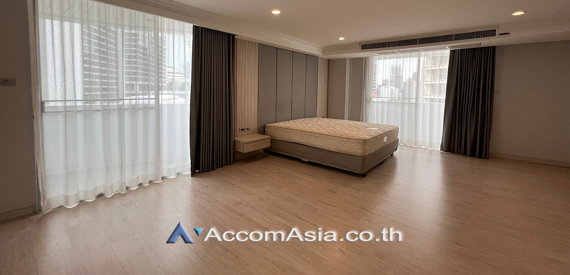 16  4 br Apartment For Rent in Sukhumvit ,Bangkok BTS Asok - MRT Sukhumvit at Newly renovated modern style living place AA26521