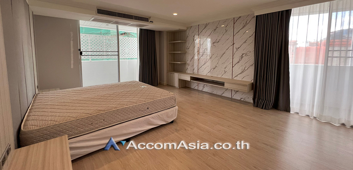 14  4 br Apartment For Rent in Sukhumvit ,Bangkok BTS Asok - MRT Sukhumvit at Newly renovated modern style living place AA26521