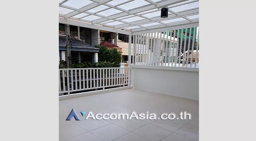 14  3 br Townhouse For Rent in Sukhumvit ,Bangkok BTS Nana AA26522