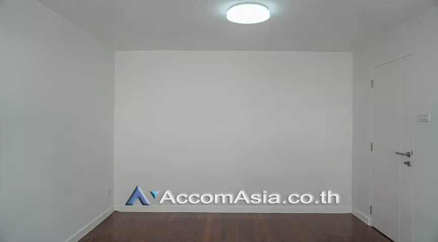 12  3 br Townhouse For Rent in Sukhumvit ,Bangkok BTS Nana AA26522