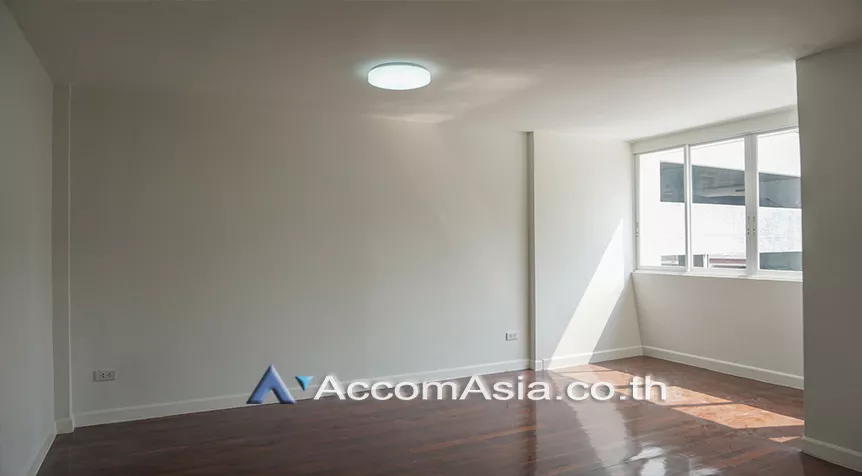 10  3 br Townhouse For Rent in Sukhumvit ,Bangkok BTS Nana AA26522