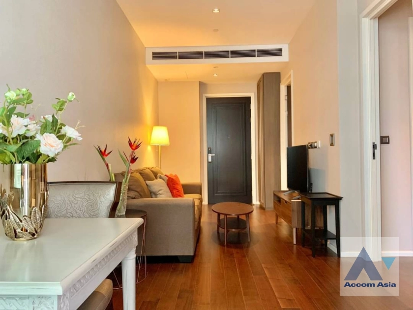 unit 1 Bedroom  Condominium For Rent & Sale in Sukhumvit, Bangkok  near BTS Phrom Phong (AA26542)