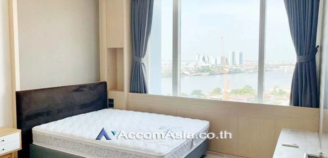 unit 3 Bedrooms  Condominium For Rent & Sale in Charoen Nakhon, Bangkok  near BTS Krung Thon Buri (AA26549)