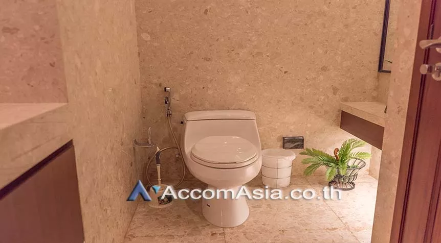 15  3 br Condominium For Rent in Ploenchit ,Bangkok BTS Ratchadamri at The Rajdamri AA26563