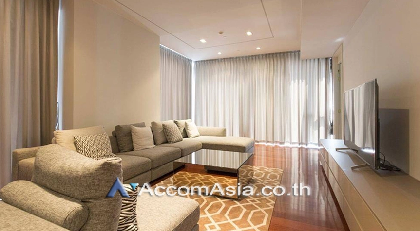 Pet friendly |  MARQUE Sukhumvit Condominium  3 Bedroom for Rent BTS Phrom Phong in Sukhumvit Bangkok
