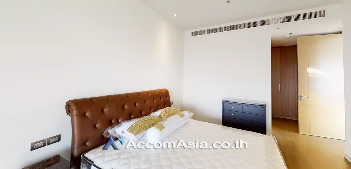 18  2 br Condominium For Rent in Ploenchit ,Bangkok BTS Ratchadamri at Magnolias Ratchadamri Boulevard AA26572