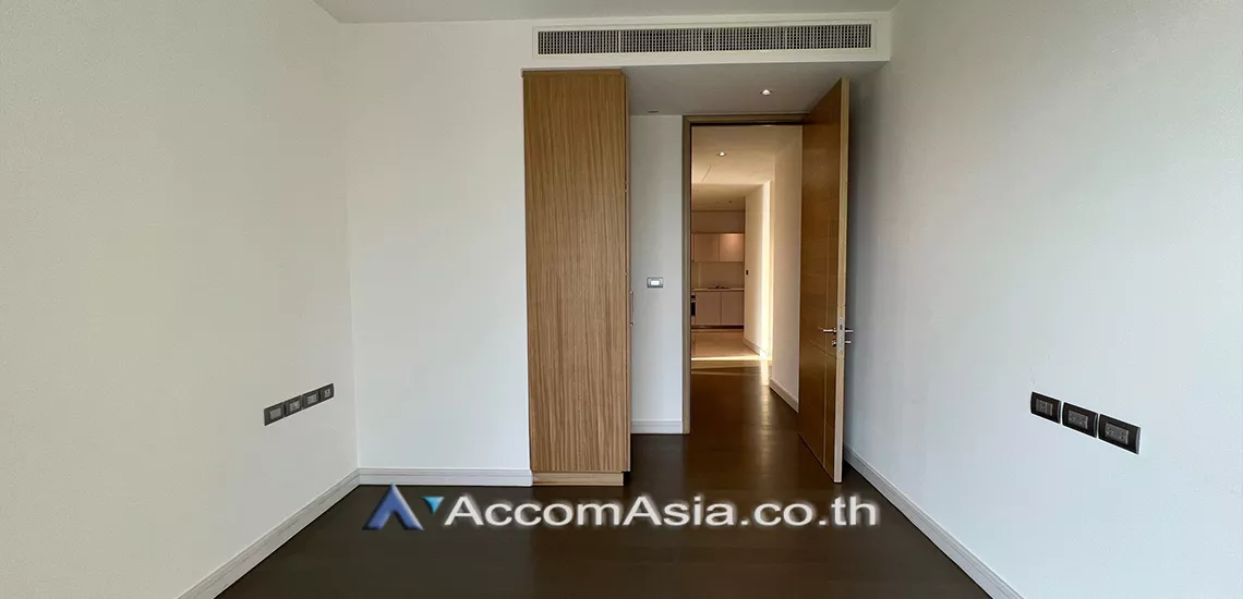 22  2 br Condominium For Rent in Ploenchit ,Bangkok BTS Ratchadamri at Magnolias Ratchadamri Boulevard AA26572