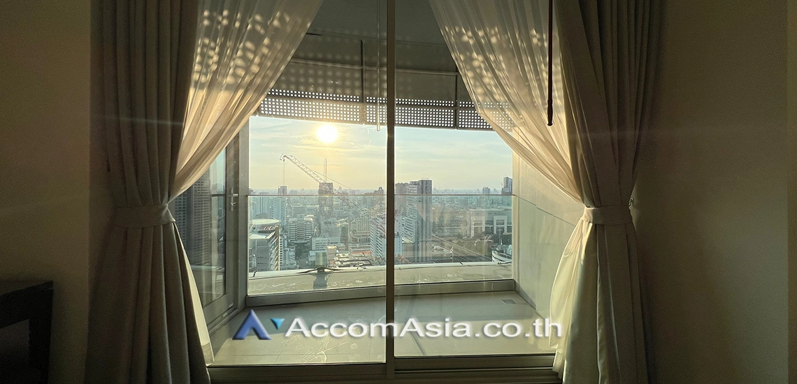 20  2 br Condominium for rent and sale in Ploenchit ,Bangkok BTS Ratchadamri at Magnolias Ratchadamri Boulevard AA26572
