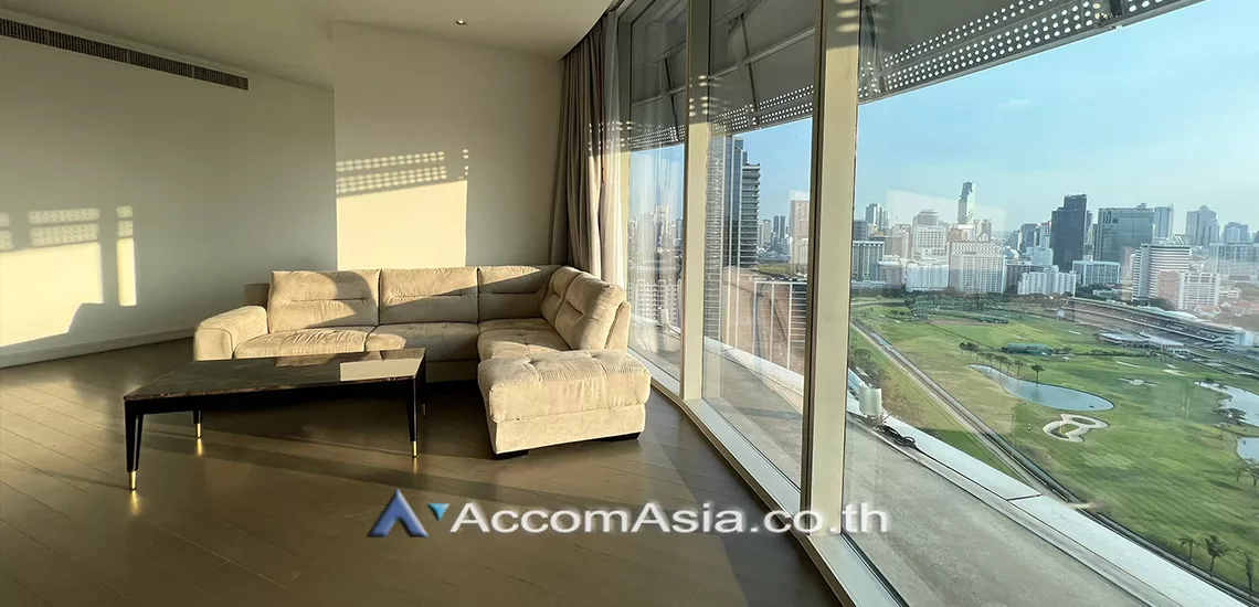  2 Bedrooms  Condominium For Rent in Ploenchit, Bangkok  near BTS Ratchadamri (AA26572)