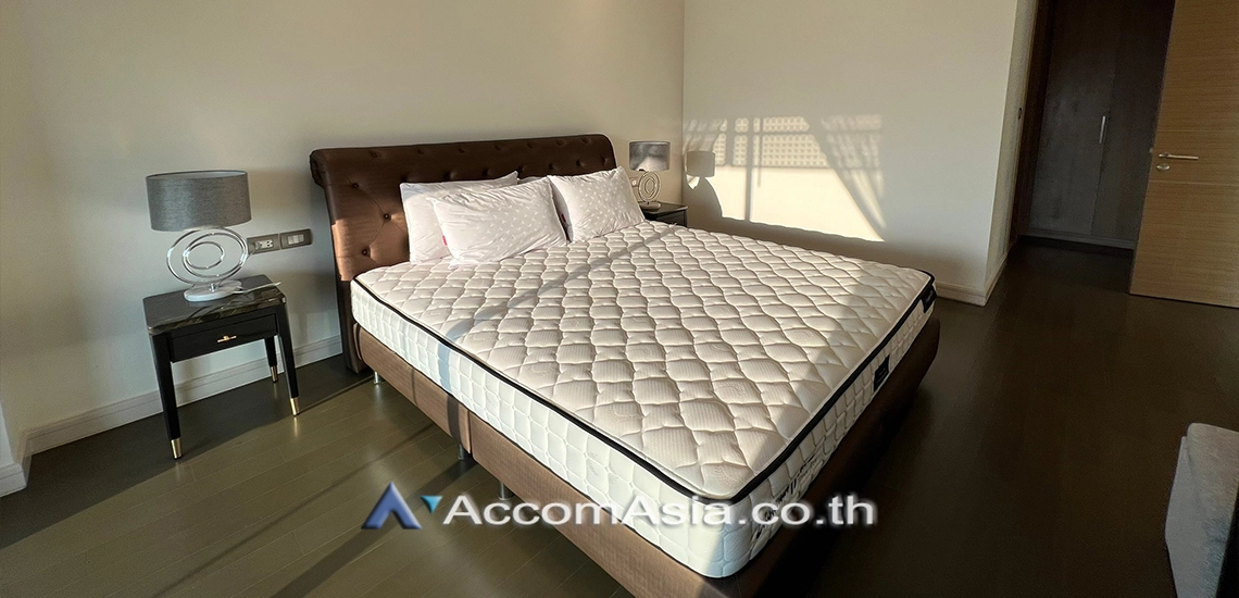 15  2 br Condominium for rent and sale in Ploenchit ,Bangkok BTS Ratchadamri at Magnolias Ratchadamri Boulevard AA26572