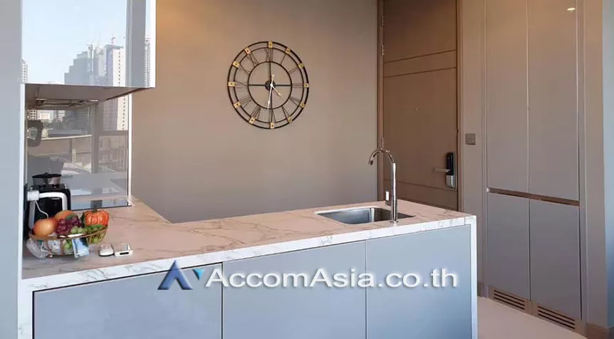  2  1 br Condominium For Rent in Ratchadapisek ,Bangkok BTS Asok - MRT Phetchaburi at The Esse At Singha Complex AA26582