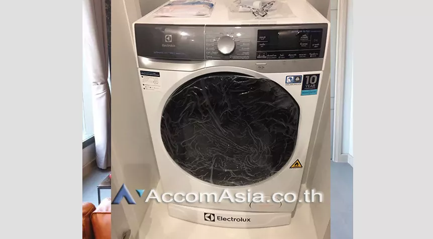 5  1 br Condominium For Rent in Ratchadaphisek ,Bangkok BTS Asok - MRT Phetchaburi at The Esse At Singha Complex AA26582