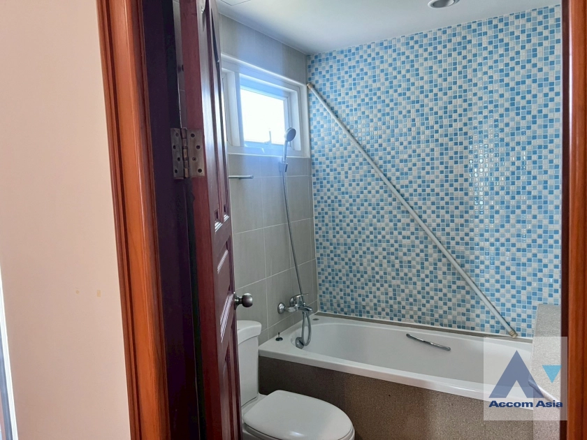 13  3 br Apartment for rent and sale in Ploenchit ,Bangkok BTS Ploenchit at Classic Elegance Residence AA26589