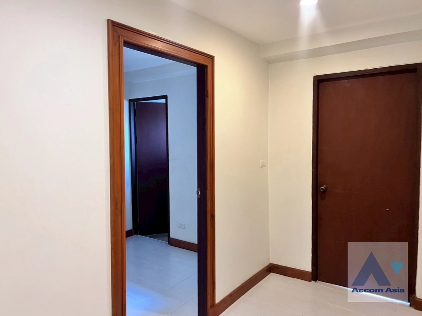 8  3 br Apartment for rent and sale in Ploenchit ,Bangkok BTS Ploenchit at Classic Elegance Residence AA26589
